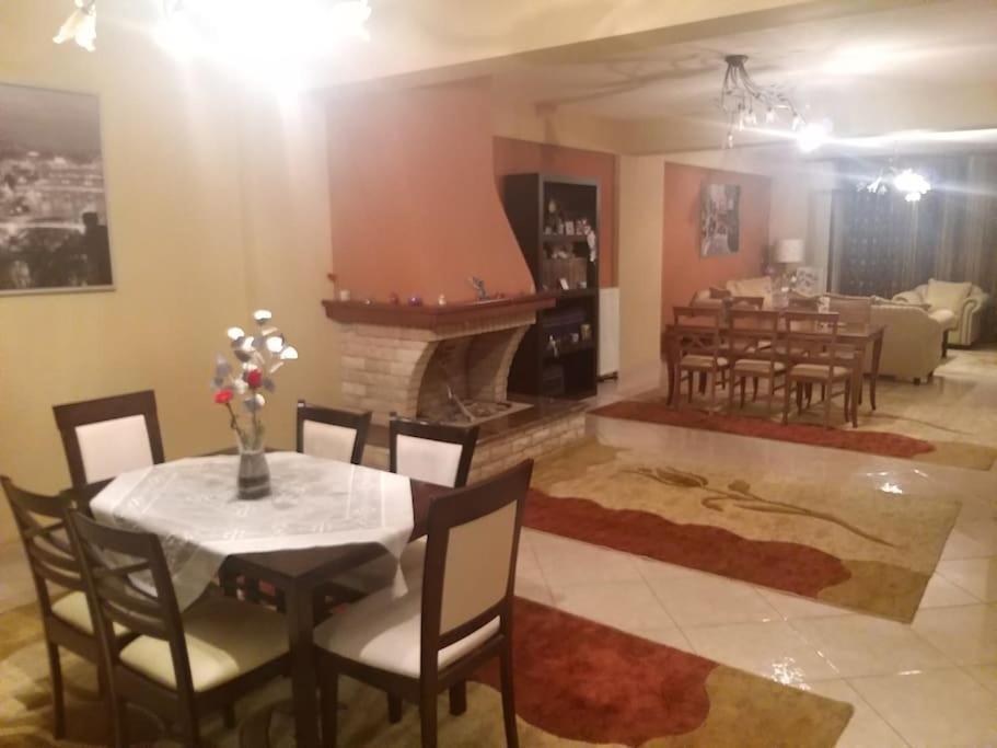 Όμορφο Διαμερισμα Με Δυο Κρεβατοκάμαρες Apartment Delphi ภายนอก รูปภาพ
